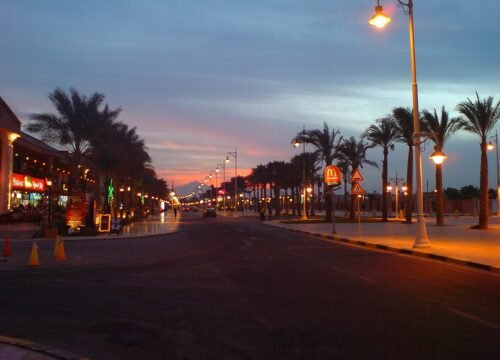 Hurghada – Abendliche Stadtrundfahrt & Lichterzauber der Stadt